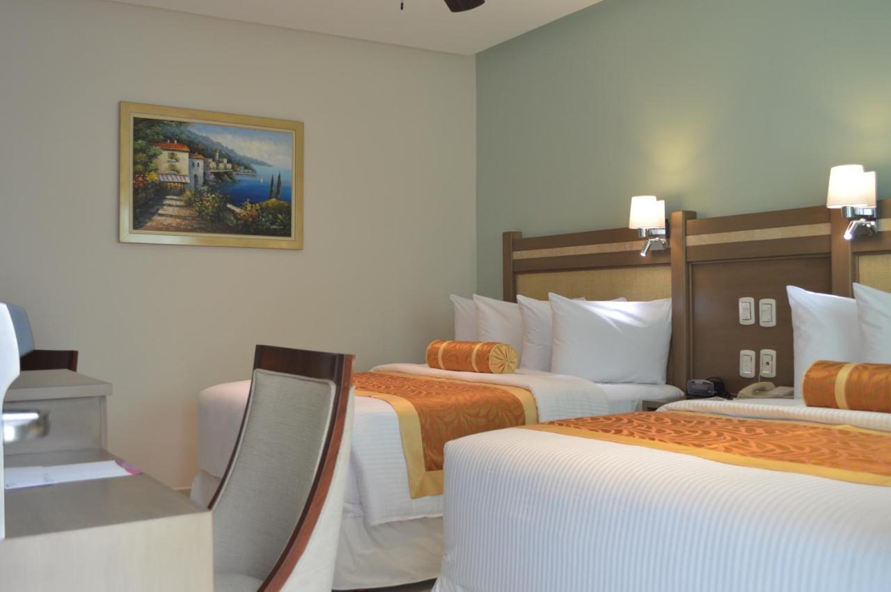 Hotel Villa Magna Poza Rica Zewnętrze zdjęcie