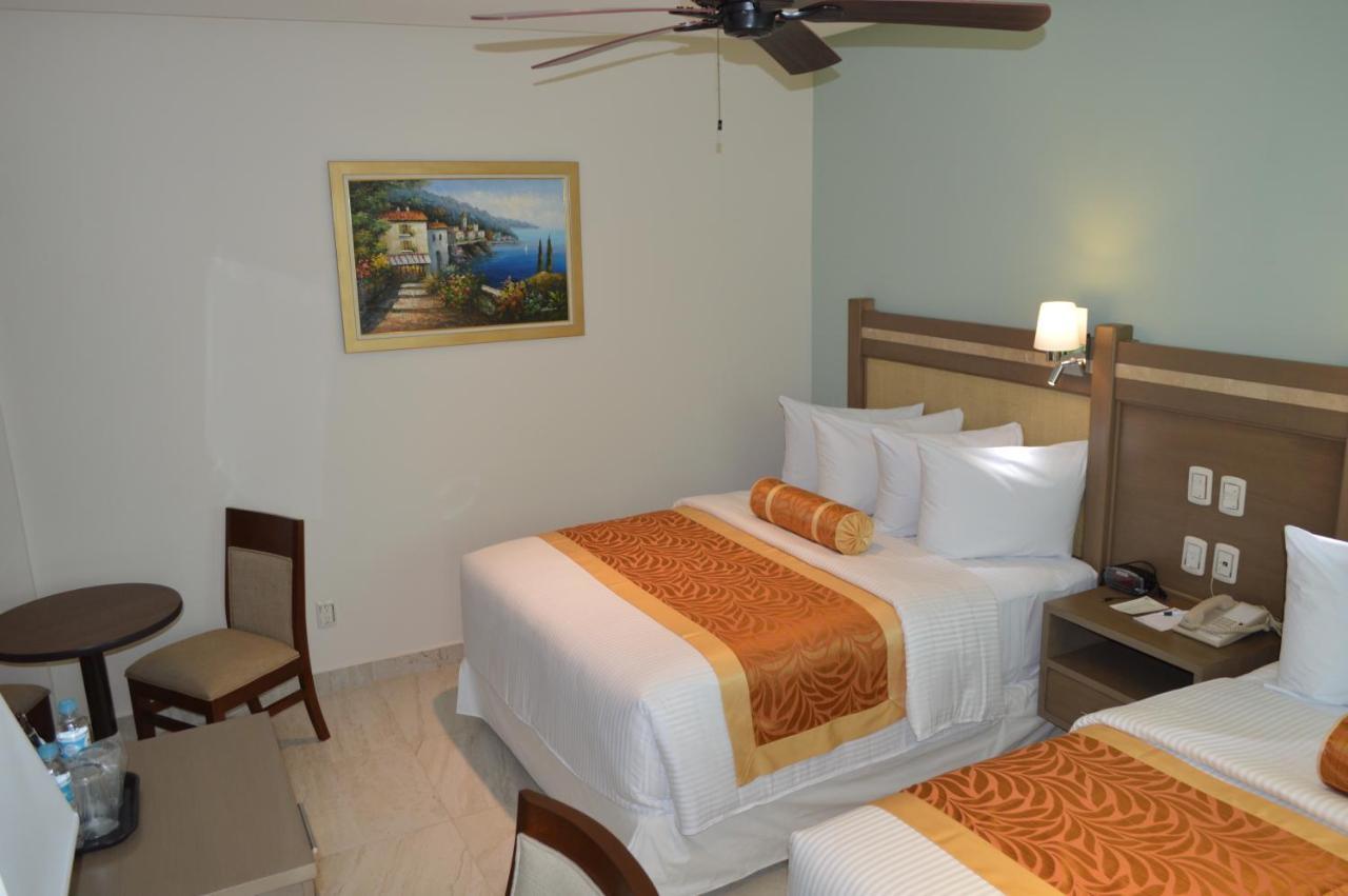 Hotel Villa Magna Poza Rica Zewnętrze zdjęcie